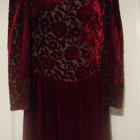 Cachet by Bari Protas Deep Burgundy Burnout Velvet Vintage Maxi Dress  13/14 - Picture 3 of 15